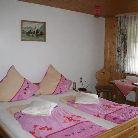 Waeldebauernhof Guest house